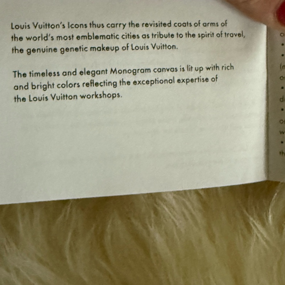 Louis Vuitton- BNIB Full Inclusion Black and Brown Monogram Bull Keychain - Picture 8 of 8